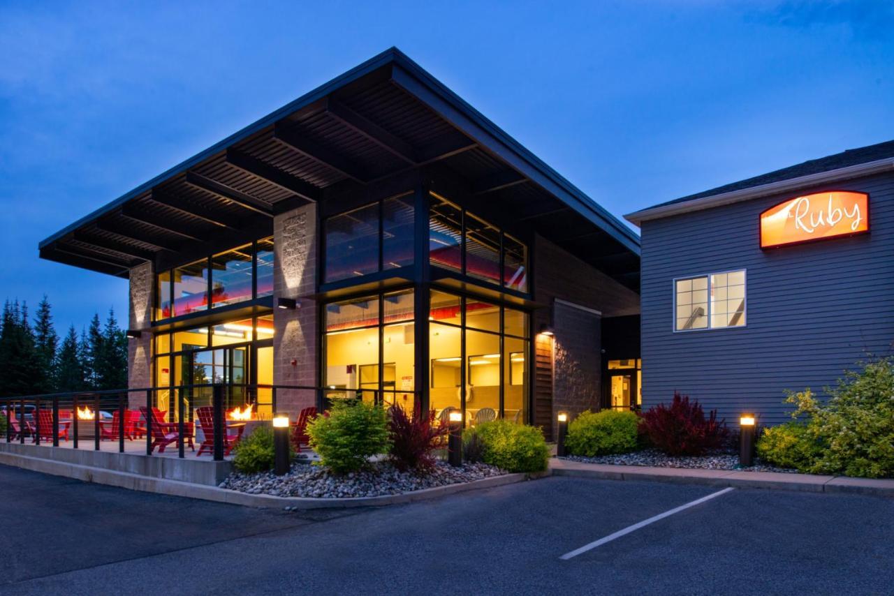 Hotel Ruby Sandpoint Exterior photo