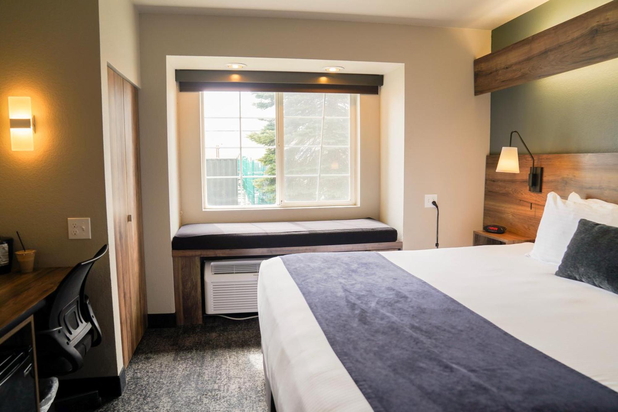Hotel Ruby Sandpoint Exterior photo