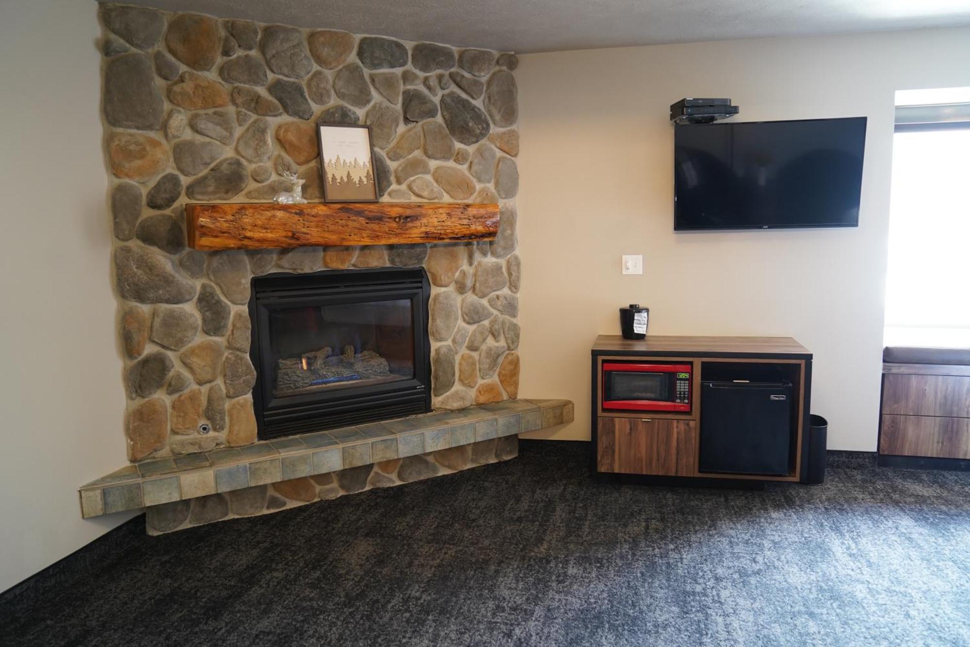 Hotel Ruby Sandpoint Exterior photo